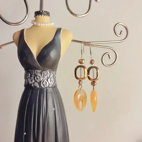 3/$25 Multi-Color Handmade Beaded Earring Set - Picture 4 of 9